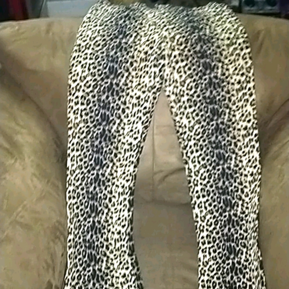 Paris blues leppard skin